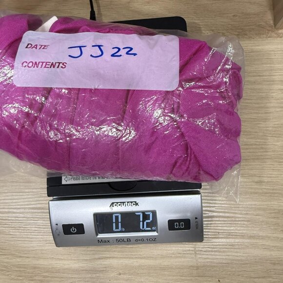 Vintage Vanity Fair Nightgown Womens Medium Fuchsia Nylon Tricot Embroidered 80s - Picture 9 of 9